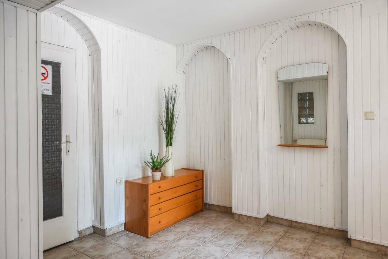 Balatonfuered Apartmanhaz Екстер'єр фото